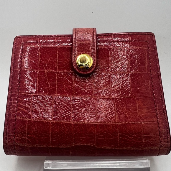 GUC Miu Miu Pink Bifold Wallet - Picture 2 of 7